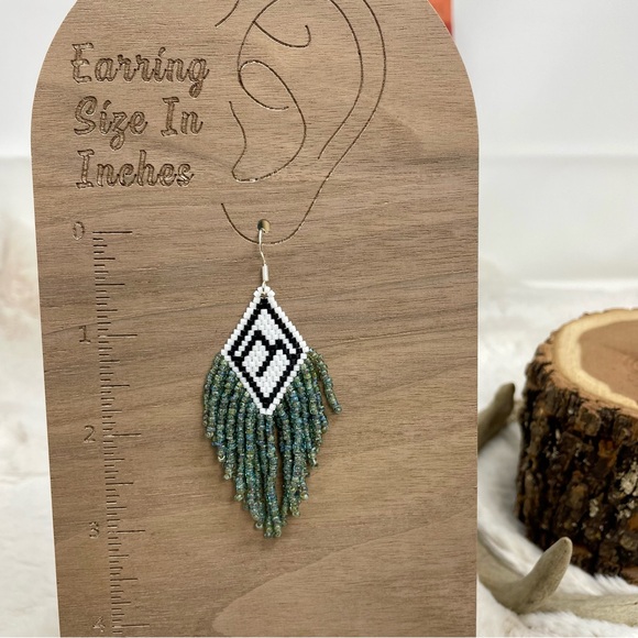 Beaded Fringe Earrings Mountains - Picture 5 of 6